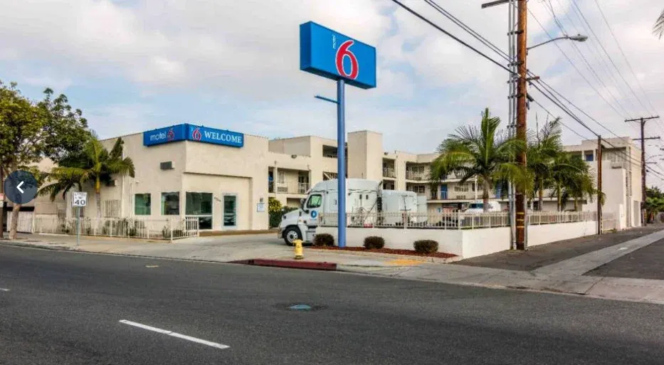 Motel 6 Bell Gardens, CA - Los Angeles