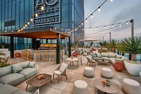 AC Hotel Downtown Los Angeles