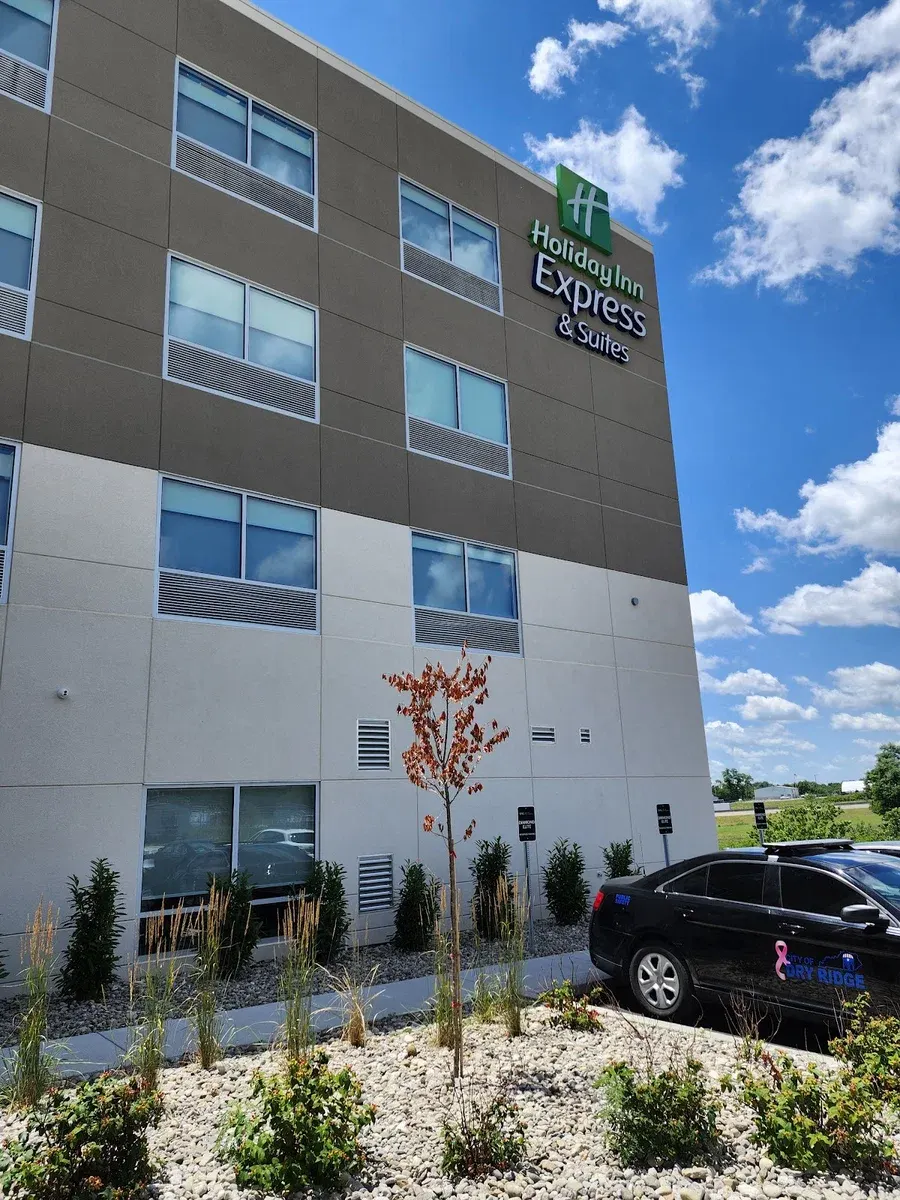 Holiday Inn Express and Suites Dry Ridge, an IHG Hotel