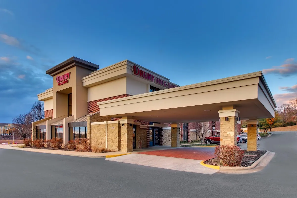 Drury Inn & Suites Poplar Bluff