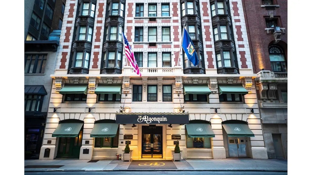 The Algonquin Hotel Times Square, Autograph Collection