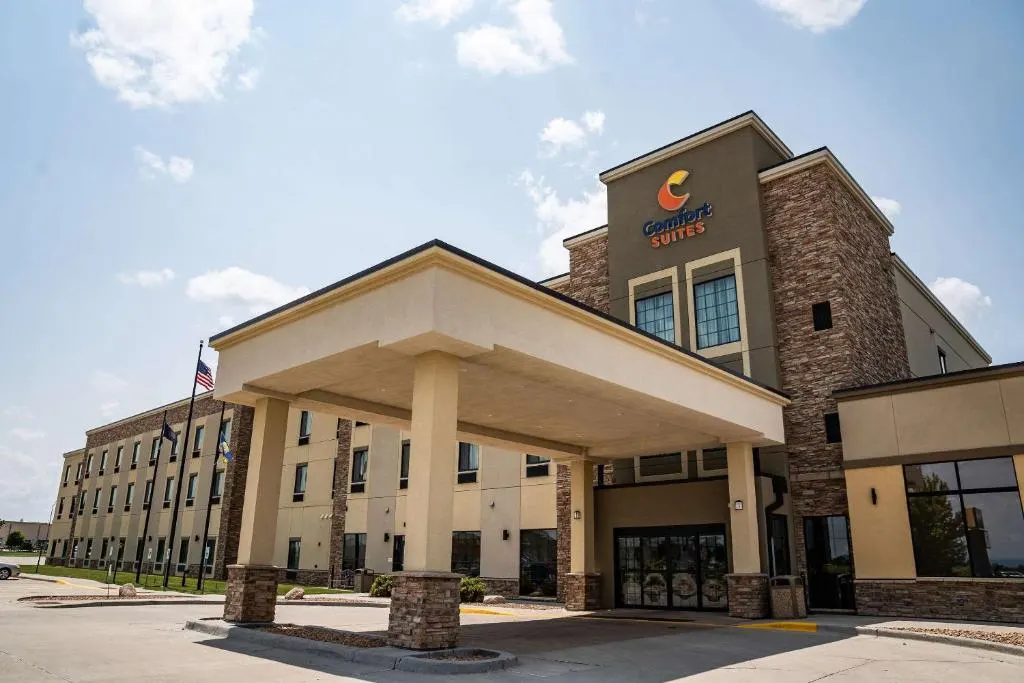 Comfort Suites Brookings near University