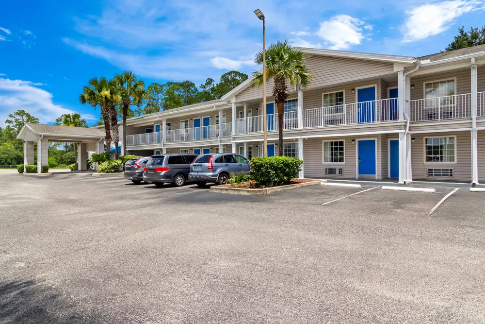 Homestay Inn & Suites