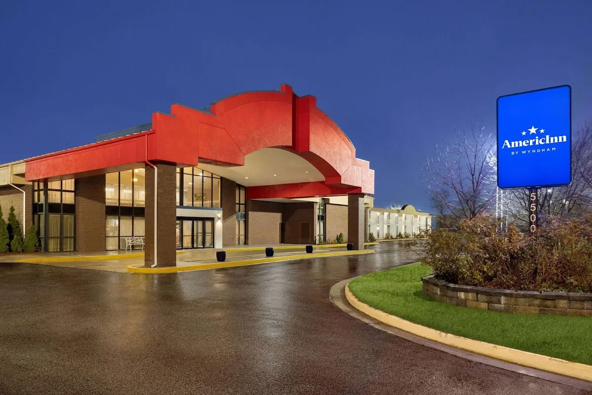 AmericInn by Wyndham Grand Rapids Airport North