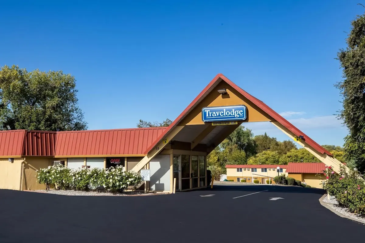 Travelodge by Wyndham Red Bluff South of Redding