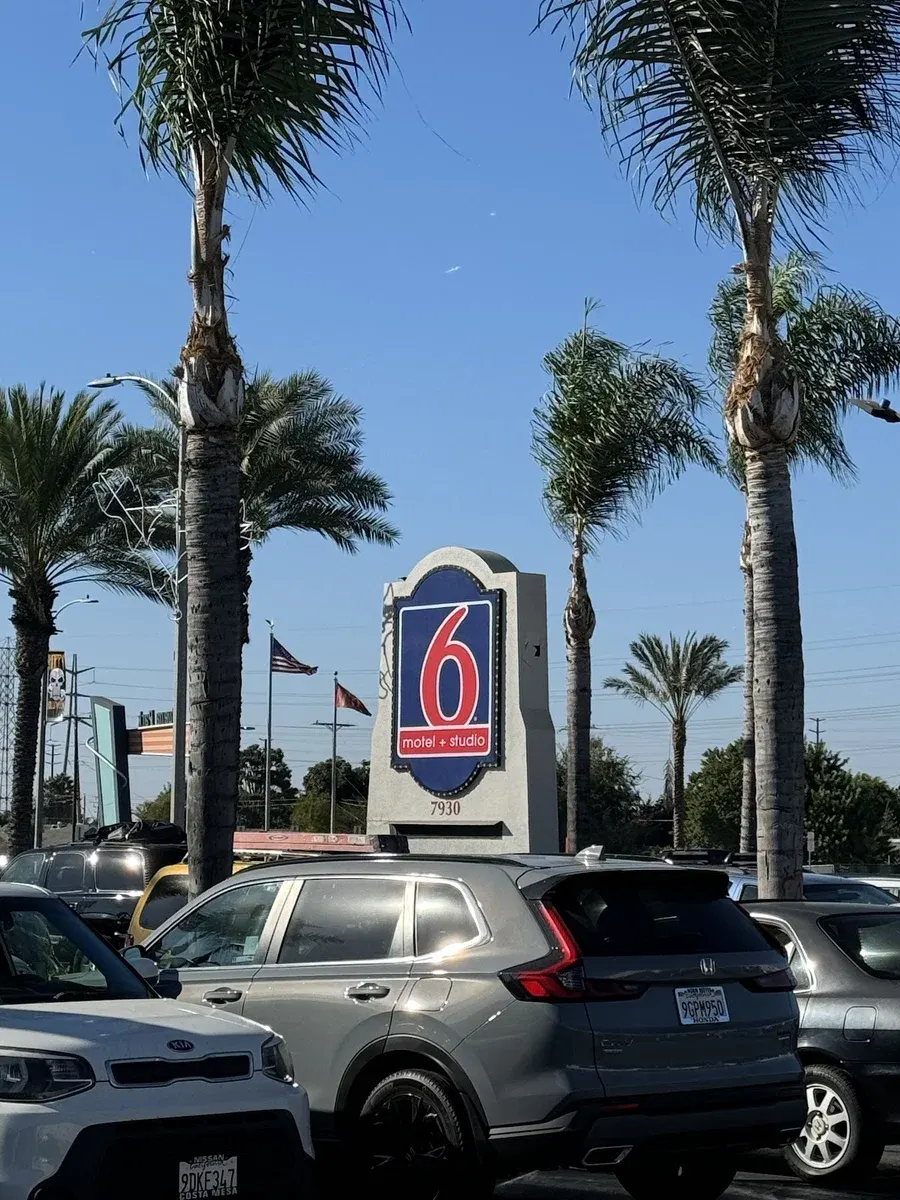 Motel 6 Buena Park- Near Maingate Knotts- Anaheim