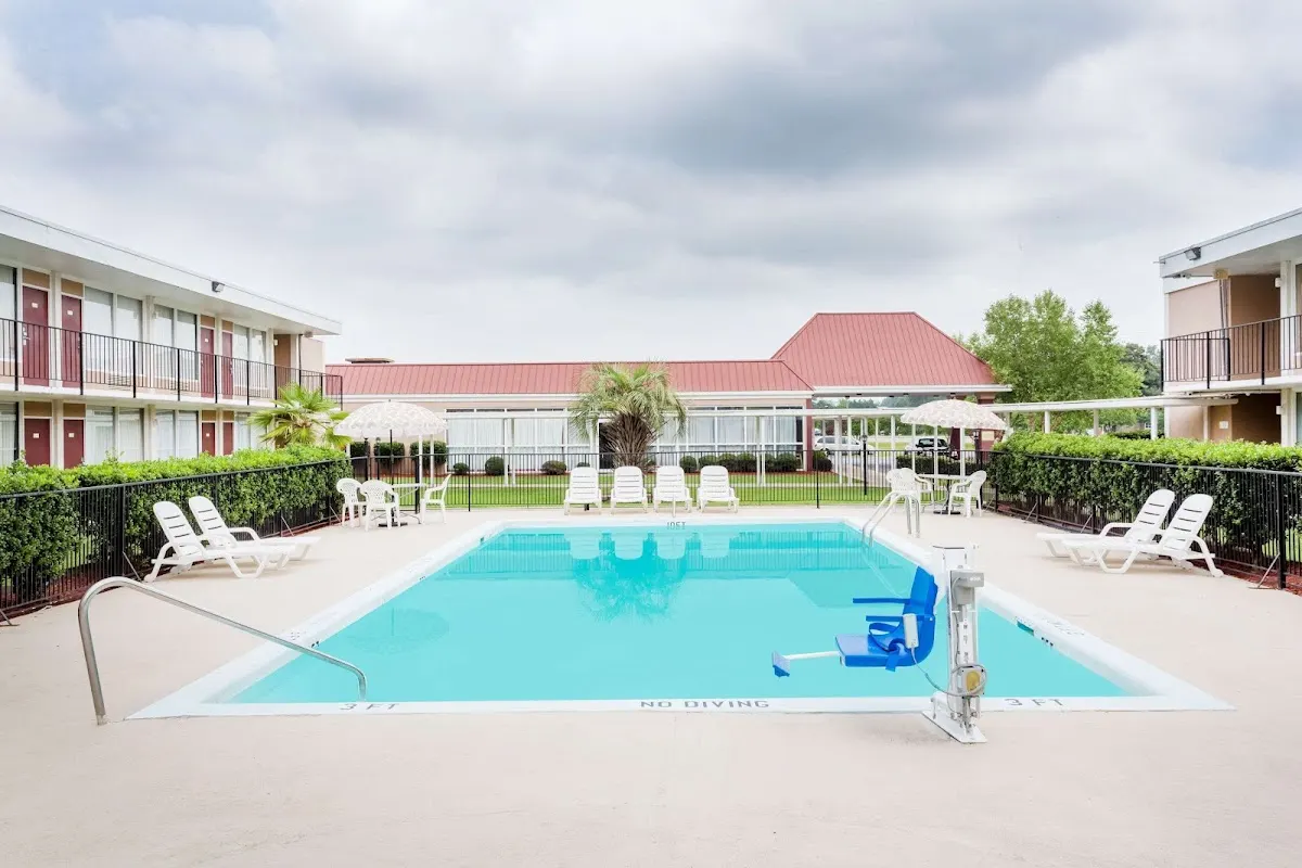 Days Inn by Wyndham Goldsboro