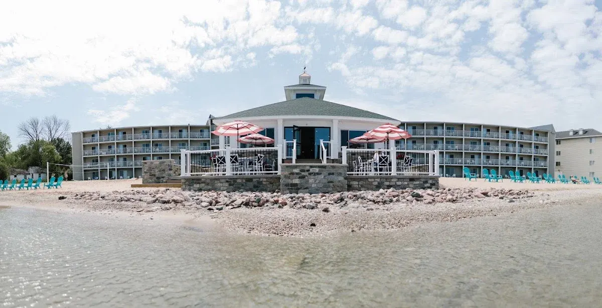 Breakers Resort and Beach Bar