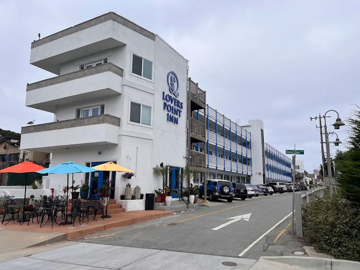 Lovers Point Inn