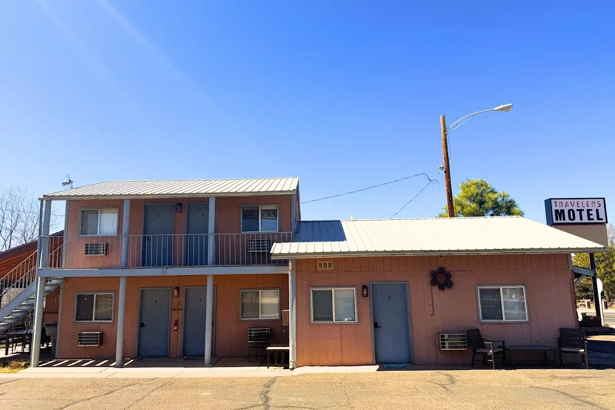 Travelers Motel