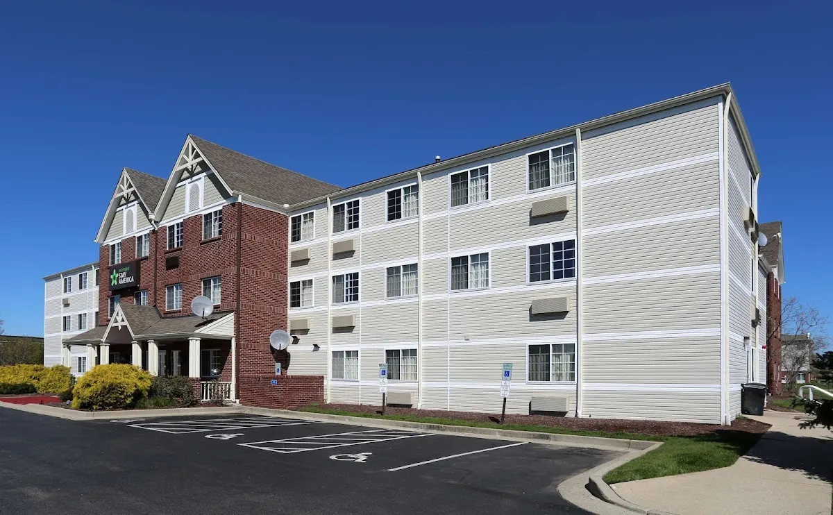 Extended Stay America Suites- Cincinnati - Blue Ash - Reed Hartman