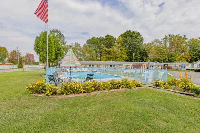 Parkside Motel by OYO Meadville Conneaut Lake