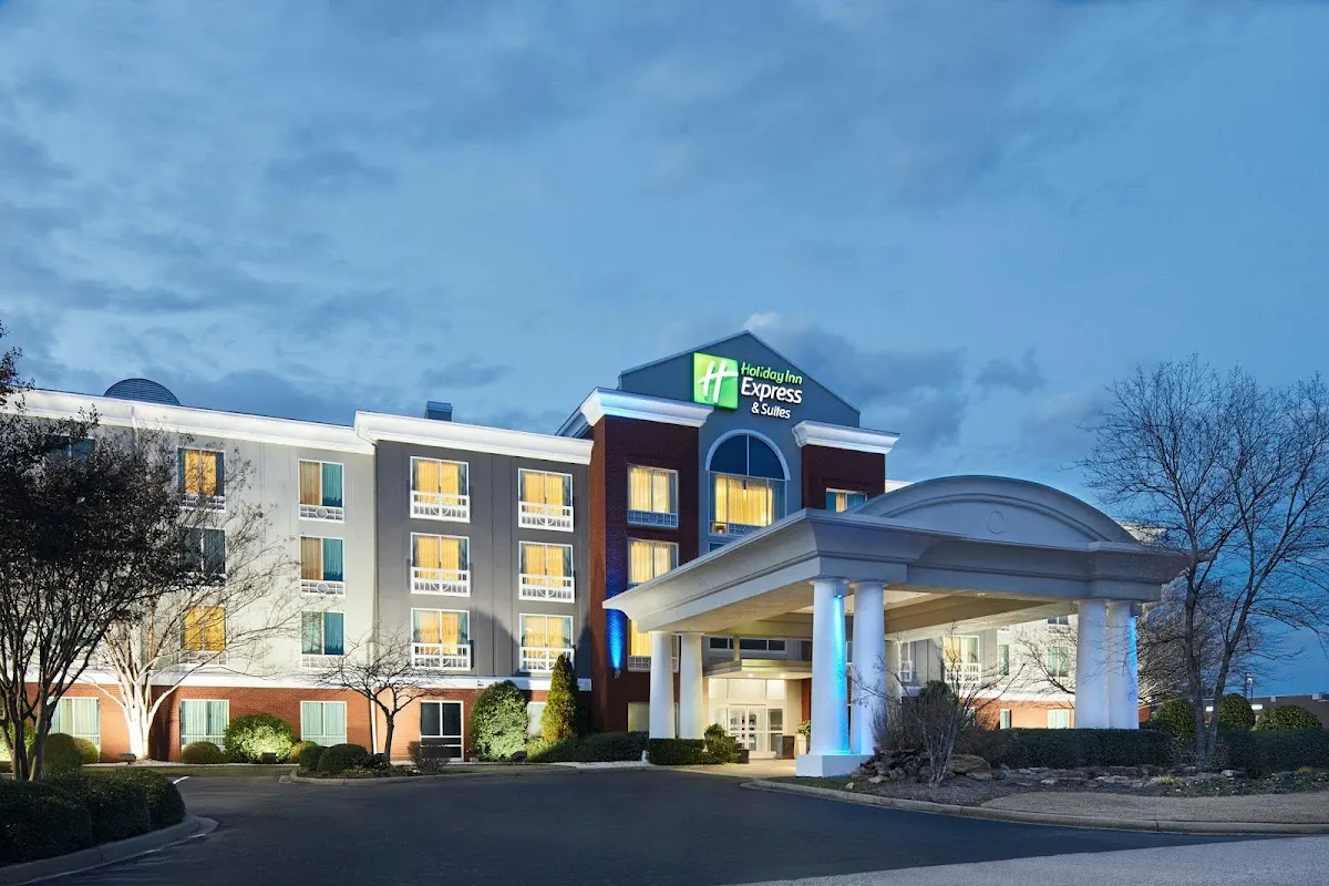 Holiday Inn Express & Suites I-26 & US 29 at Westgate Mall by IHG