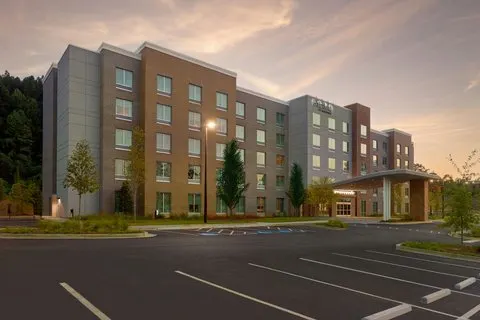 Fairfield by Marriott Inn & Suites Alpharetta Avalon Area