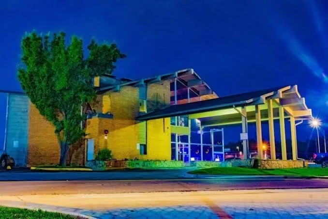 District Hotel