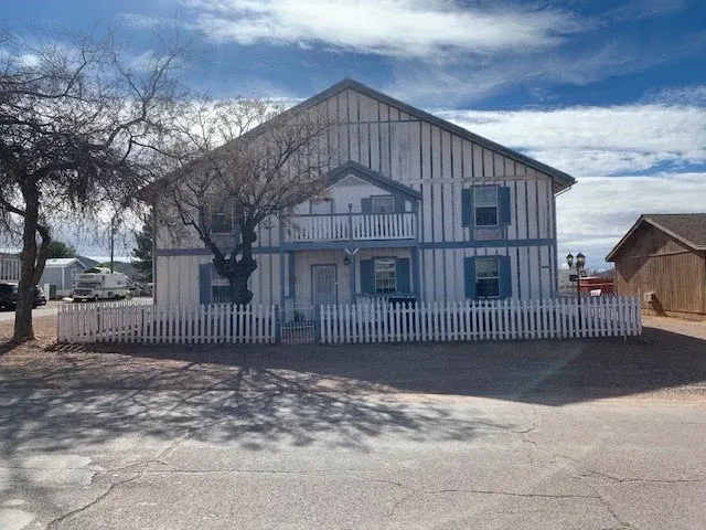 Tombstone Bordello Bed & Breakfast