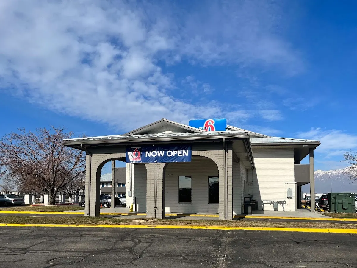 Studio 6 Ogden, UT – 21st Street