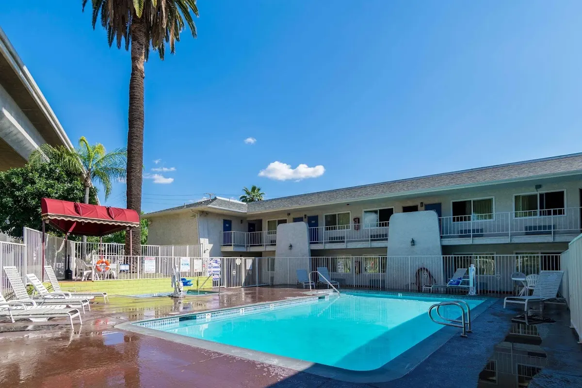 Motel 6 Redlands, CA