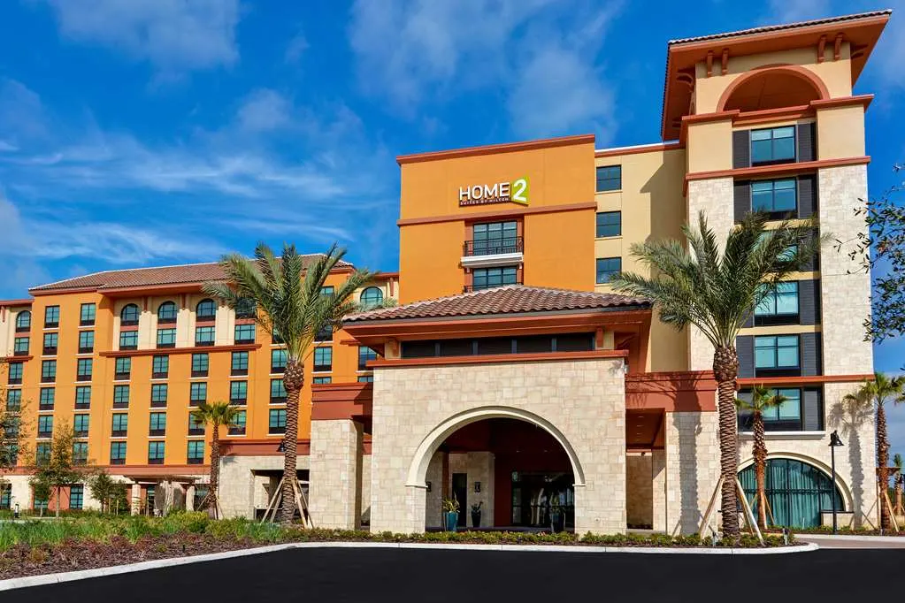 Home2 Suites by Hilton Orlando at FLAMINGO CROSSINGS Town Center