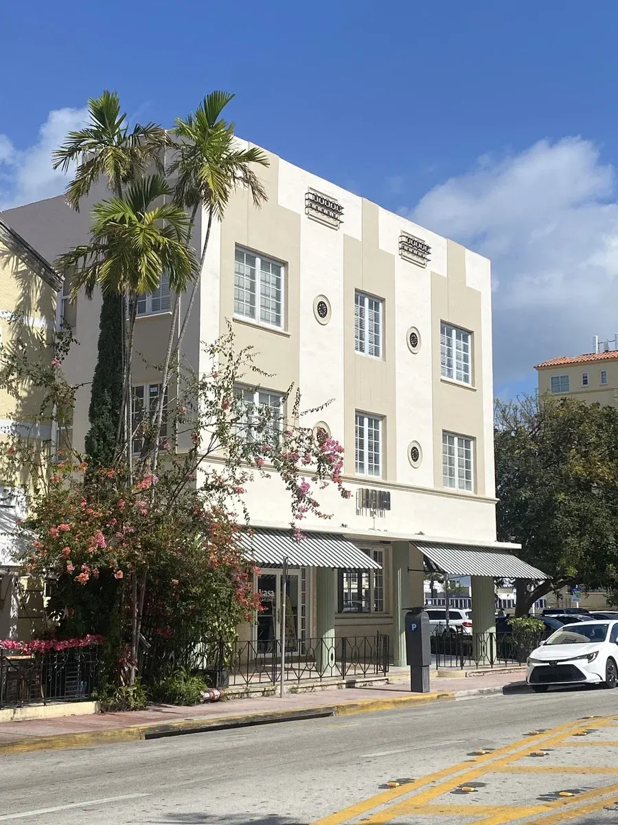 Kasa La Flora Miami Beach