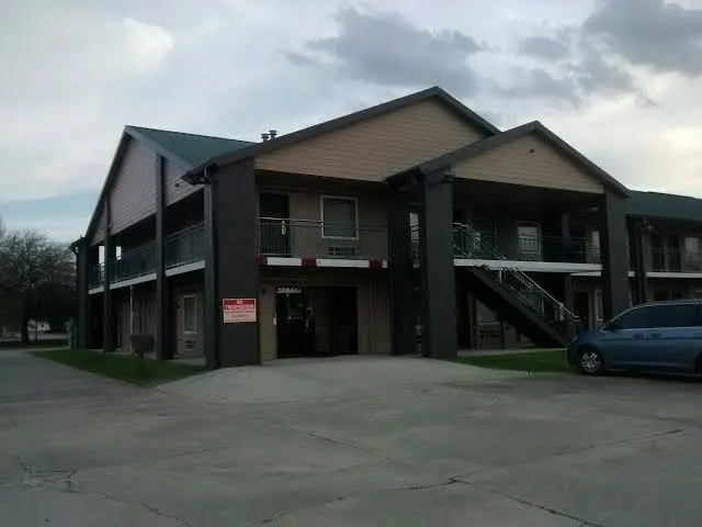 Cypress Inn