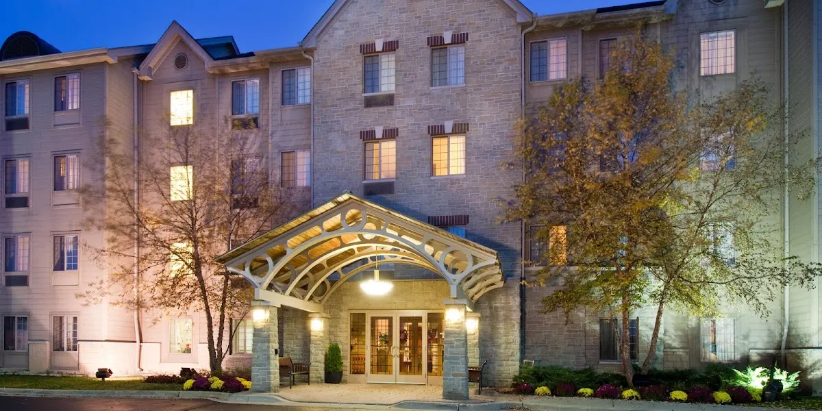 Staybridge Suites Chicago-Oakbrook Terrace by IHG