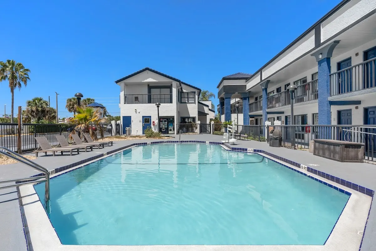 Baymont by Wyndham Orlando East