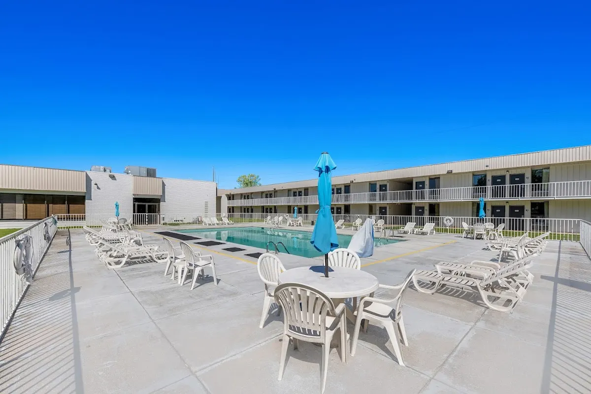 Americas Best Value Inn Hamilton