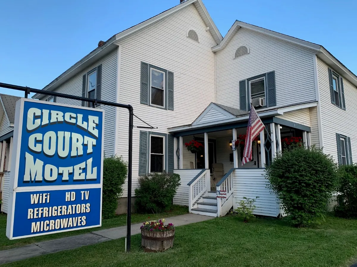 Circle Court Motel