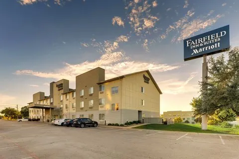 Fairfield by Marriott Inn & Suites Fort Worth I-30 West Near NAS JRB