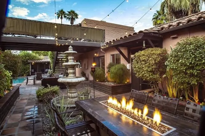 Hotel California