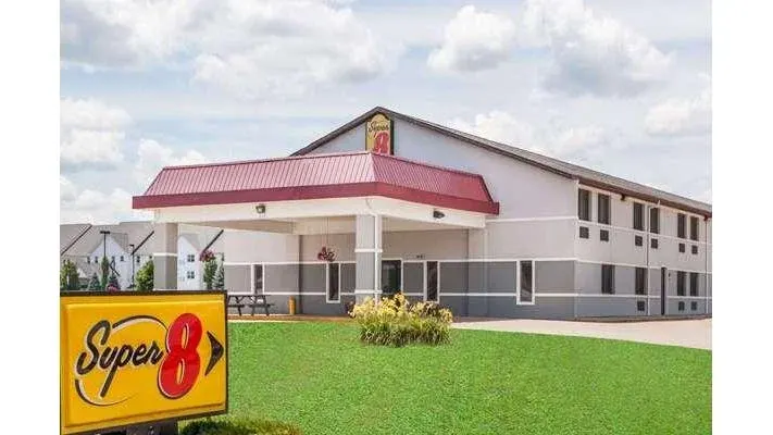 Super 8 by Wyndham Shipshewana