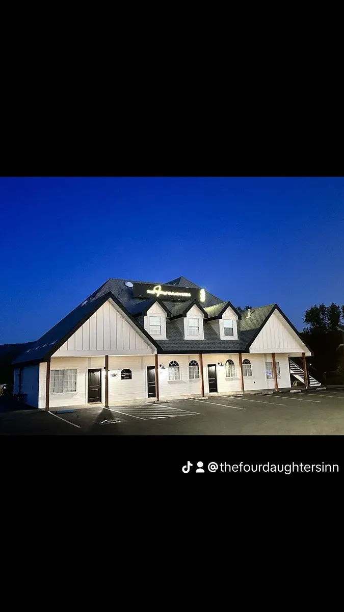 The Four Daughters Inn