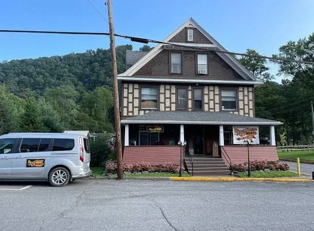 River House Lodge