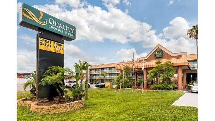 Quality Inn & Suites Tarpon Springs South