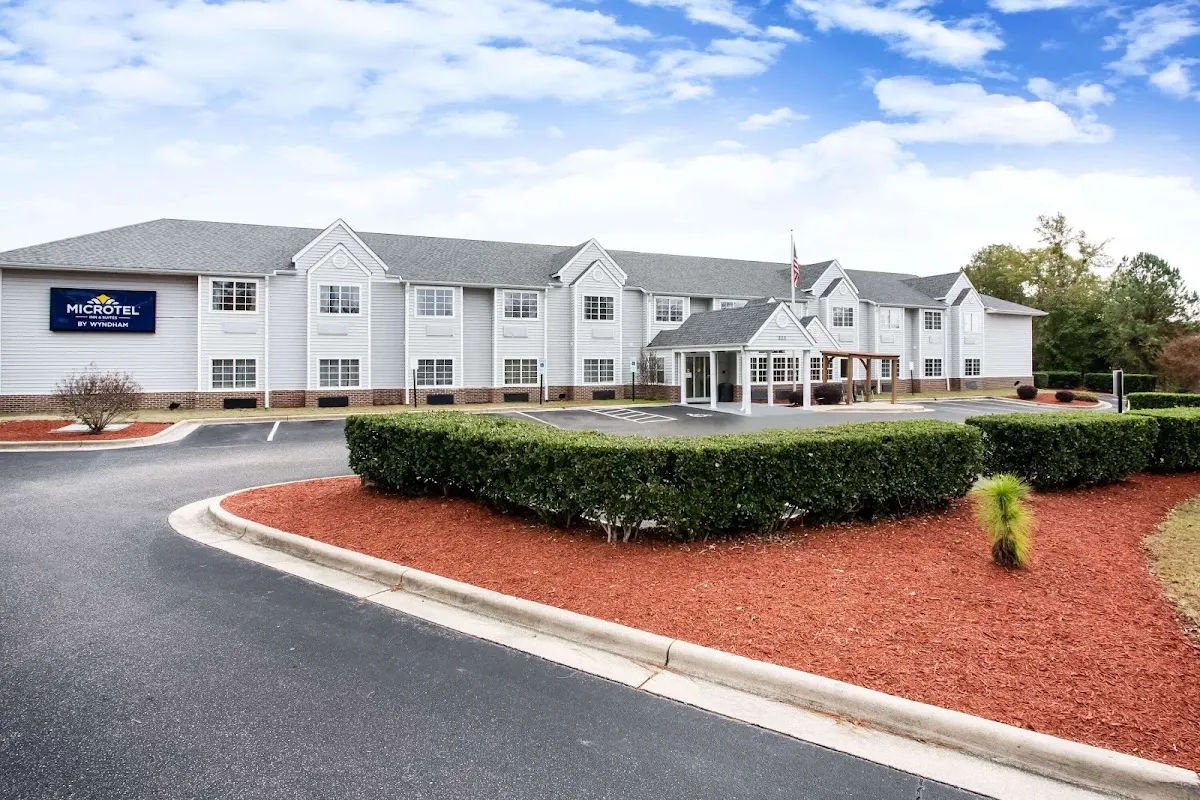 Microtel Inns & Suites by Wyndham Southern Pines / Pinehurst