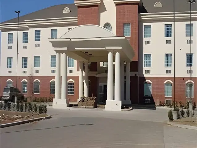 Holiday Inn Express & Suites Levelland by IHG
