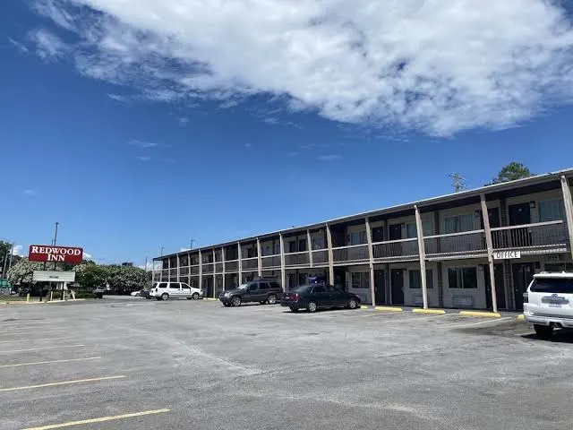 Redwood Inn - Gadsden AL
