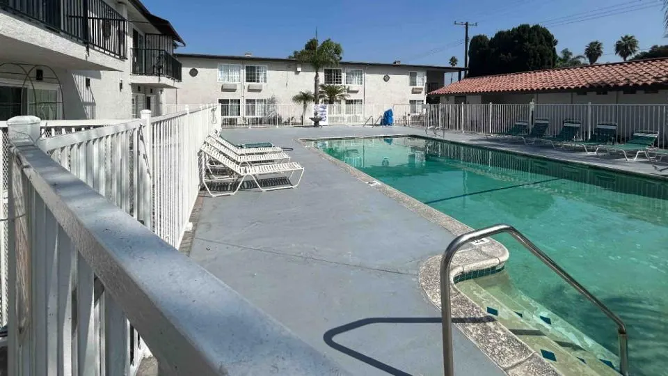 Studio 6 Suites Buena Park, CA – Anahiem/Near Maingate Knotts