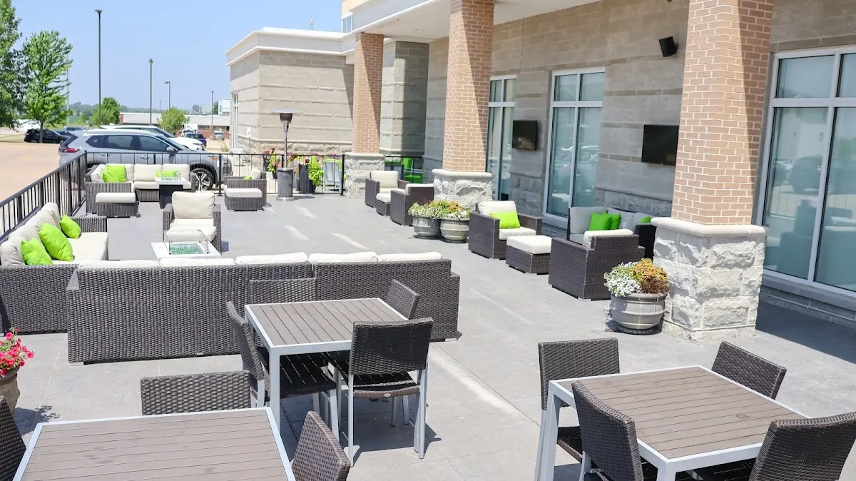 Holiday Inn & Suites Peoria at Grand Prairie by IHG