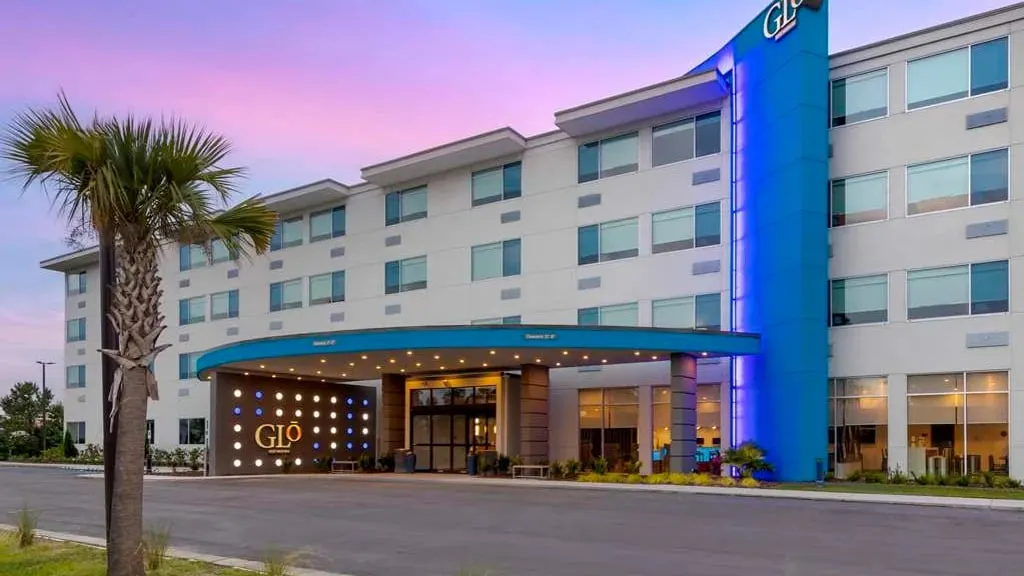 GLō Best Western Pooler - Savannah Airport Hotel
