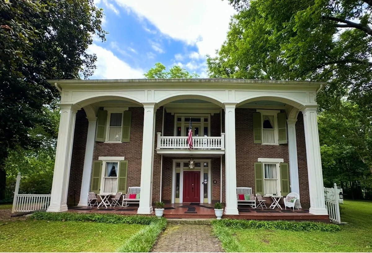 Belmont Inn Shelbyville TN