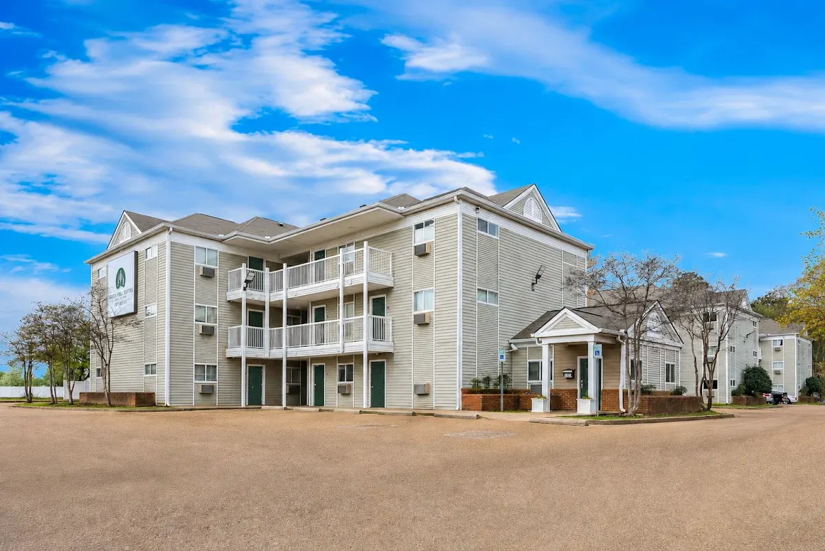 Birch Hill Suites Jackson