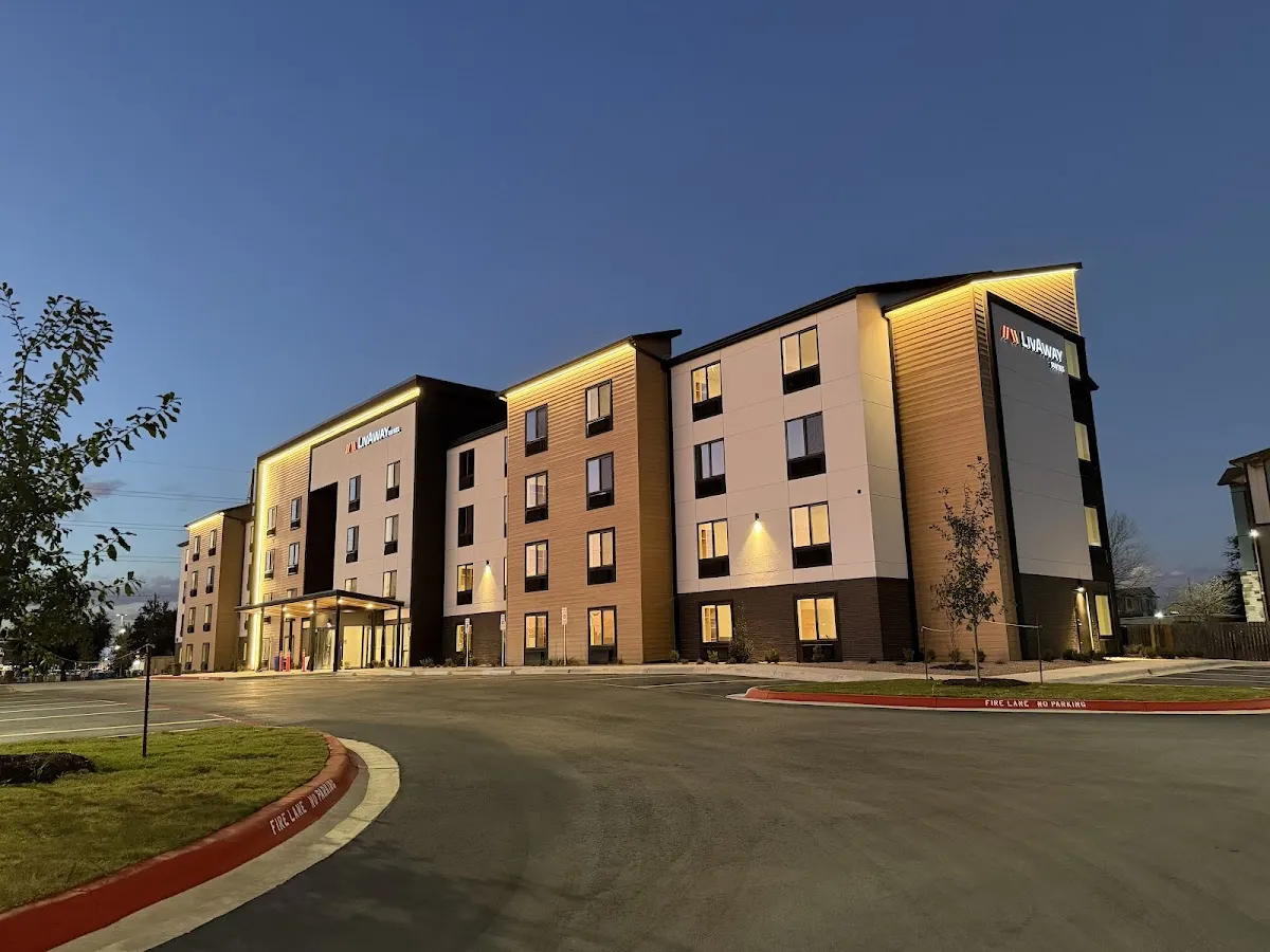 LivAway Suites San Marcos, TX