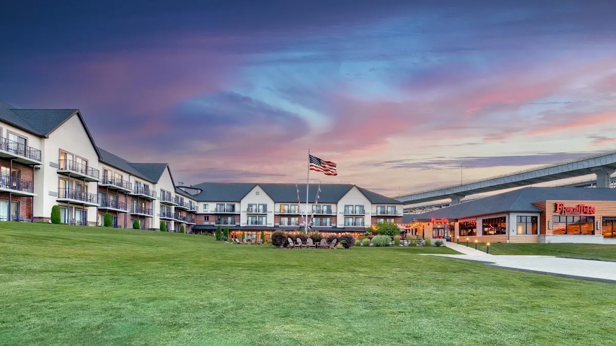 DoubleTree by Hilton Hotel Port Huron