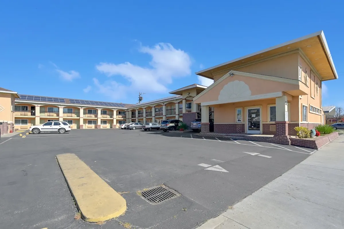 Americas Deluxe Inn,Marysville,Ca