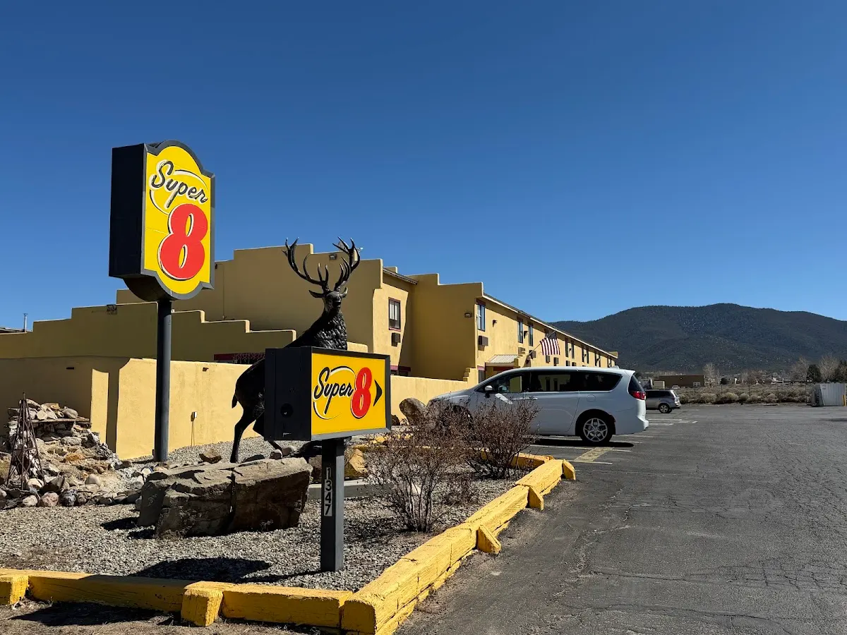 Super 8 by Wyndham Taos
