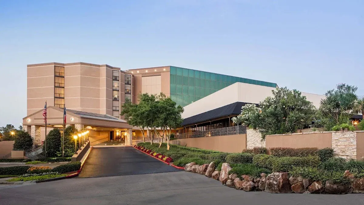 Sonesta Hotel Houston IAH Airport