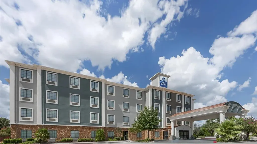 Best Western Sea World/Lackland AFB NW Hotel & Suites