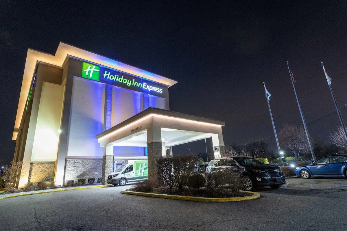Holiday Inn Express Newark Airport – Elizabeth by IHG